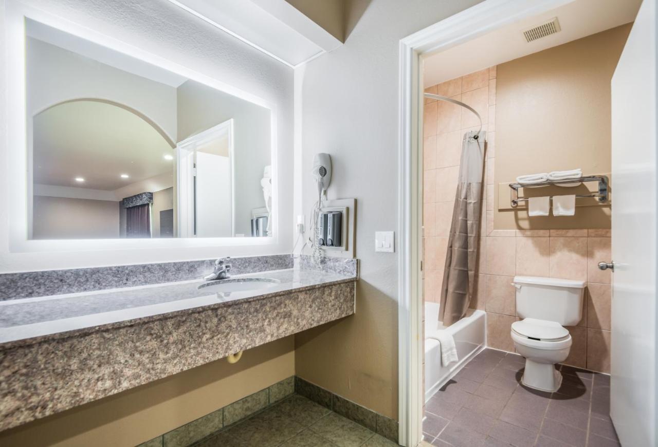 Scottish Inns & Suites Iah Airport-Beltway 8 앨딘 외부 사진